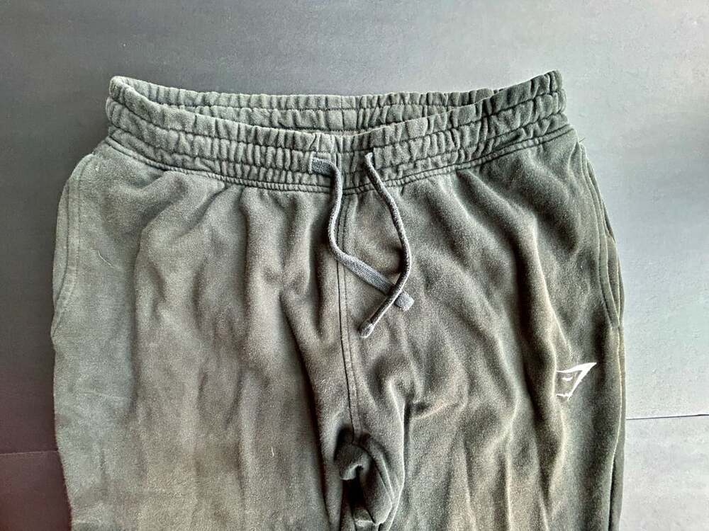 Gymshark Sweatpants Size Medium Black Joggers